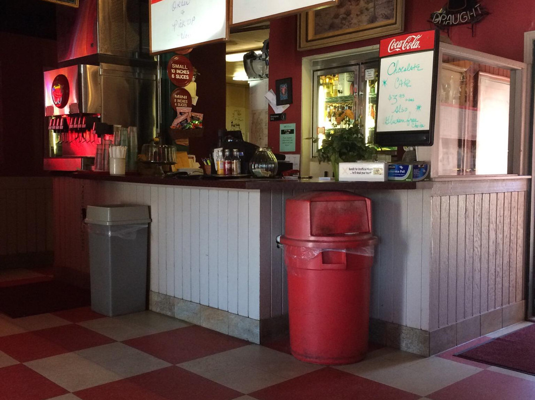 Rock Island Pub Pizza