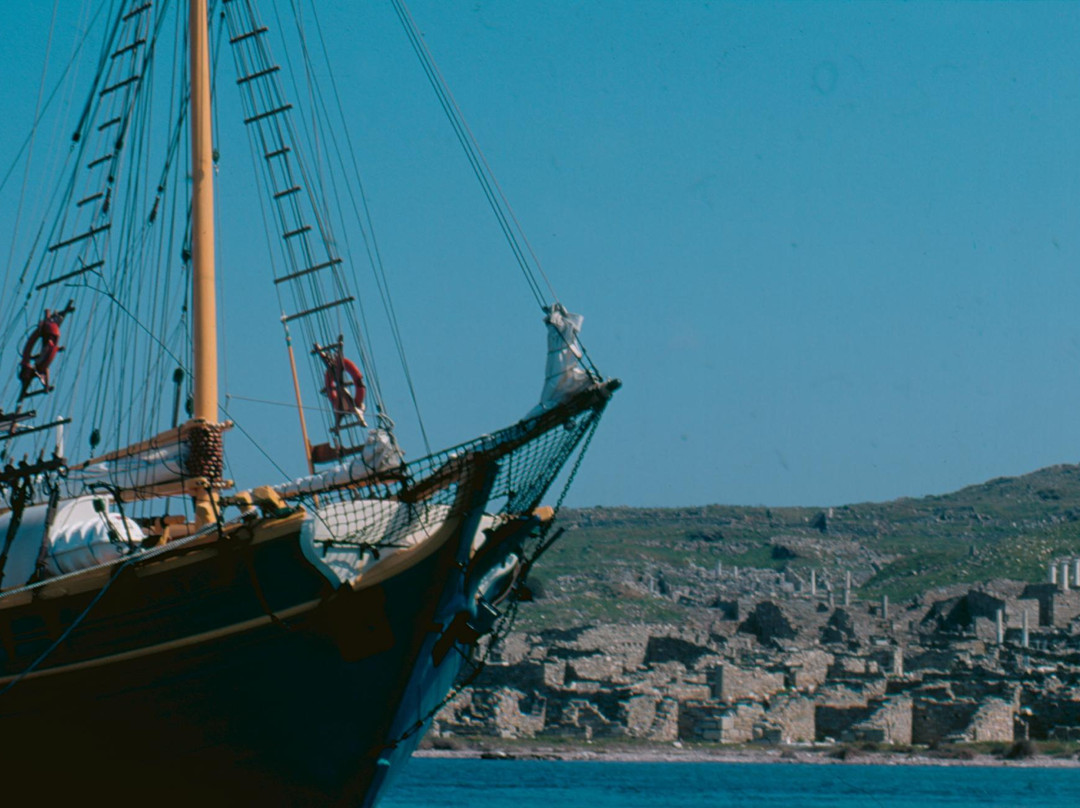 Phoebus Boat-米科诺斯必去景点