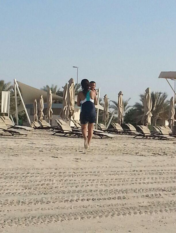 滨海沙滩-阿布扎比必去景点