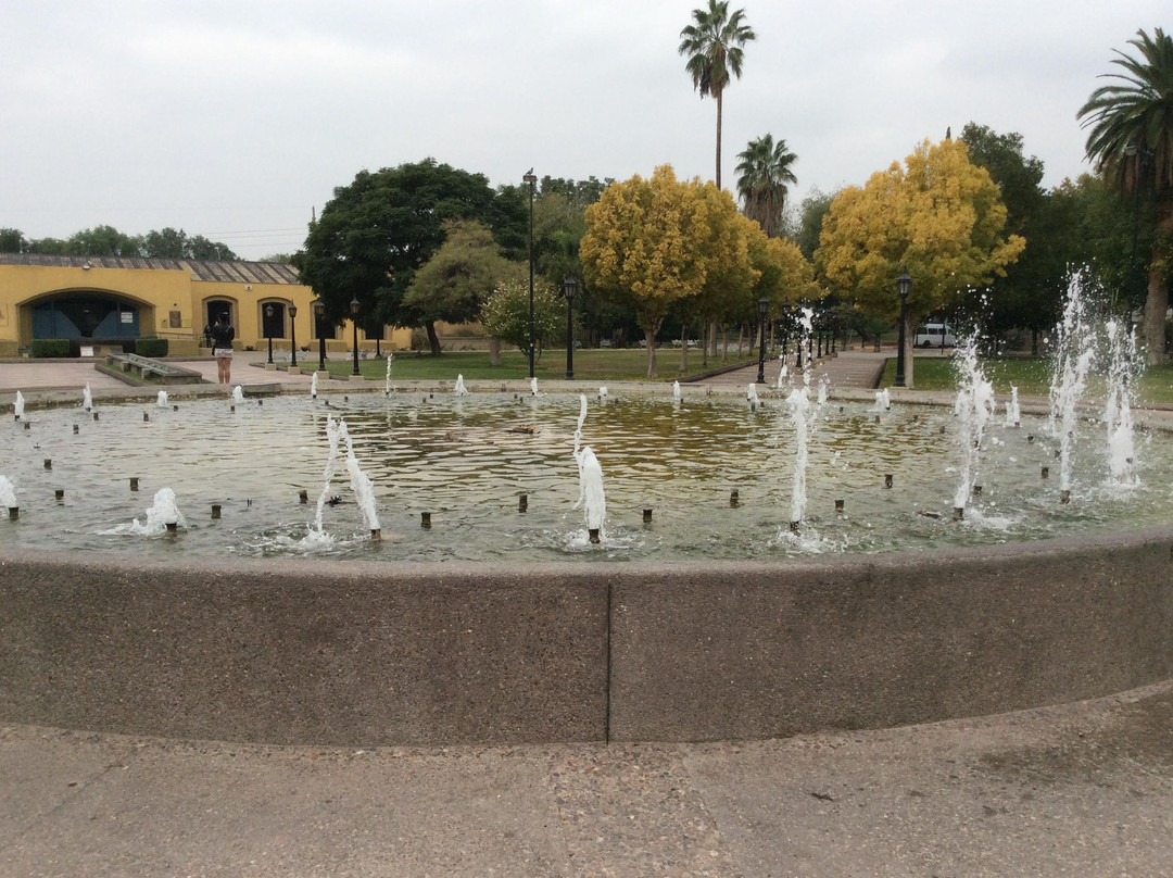 Plaza Pedro del Castillo-门多萨必去景点