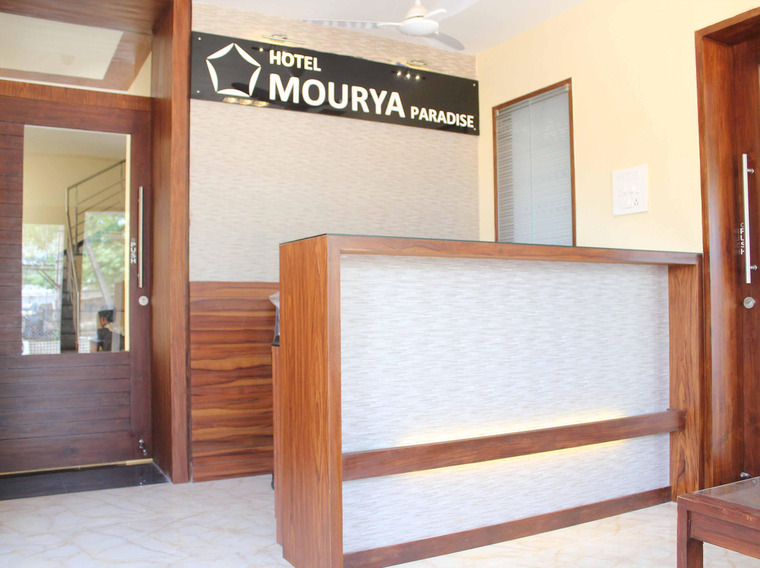Hotel Mourya Paradise主图