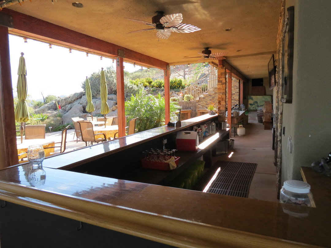 Turtle Rock Ridge Vineyard & Winery景点图片