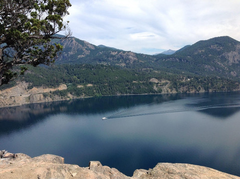 Lago Lacar-圣马丁德洛斯安第斯必去景点