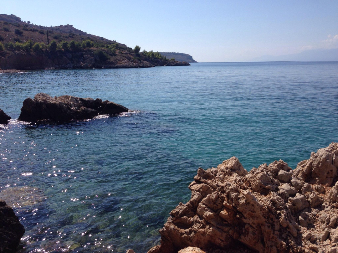 Karathona Beach景点图片