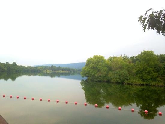 Memorial Lake State Park景点图片
