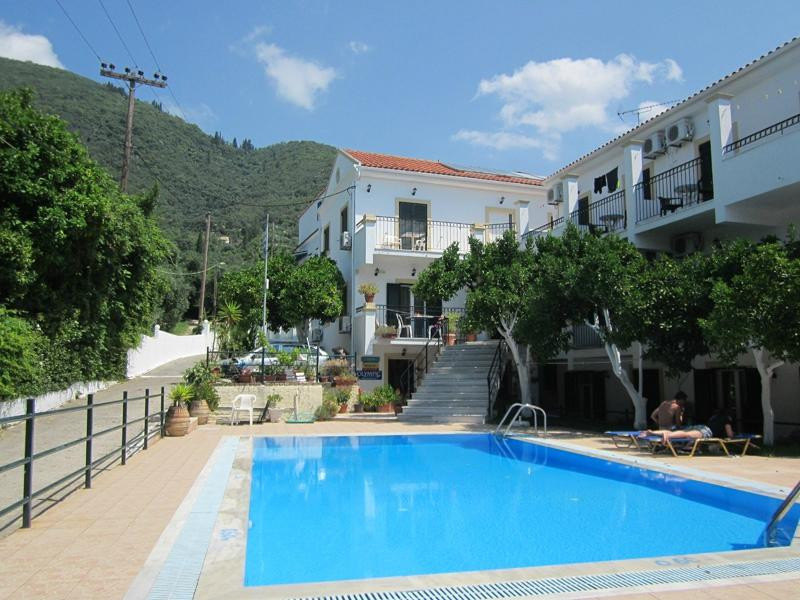 Antigoni Apartments