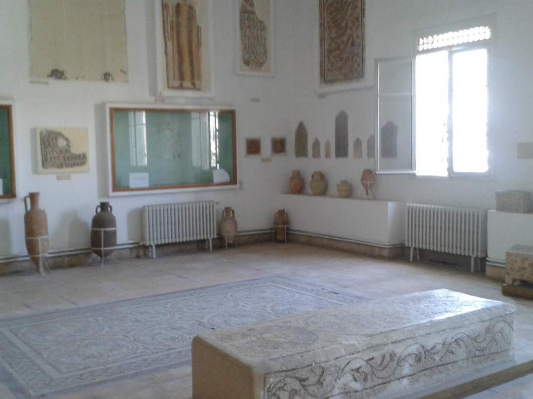 Musee archeologique - Hotel de ville (City Hall)-斯法克斯必去景点