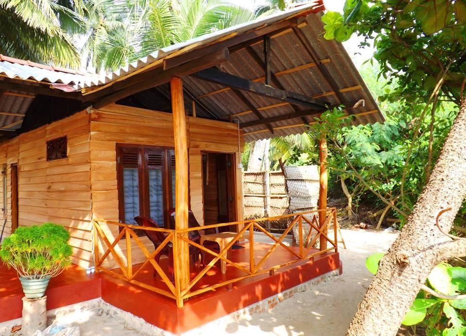 Paradiso Beach Cabanas