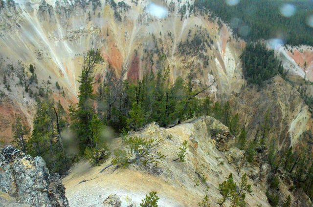 黄石间歇泉-泥火山地区-黄石国家公园必去景点