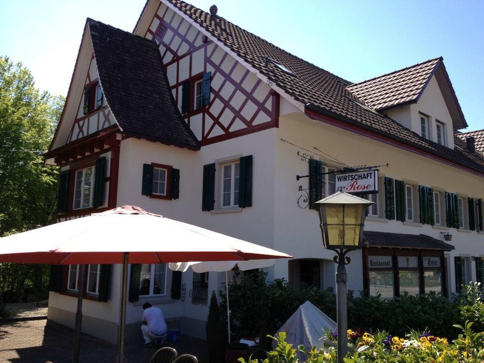 Pfungen餐馆和美食-Zur Rose