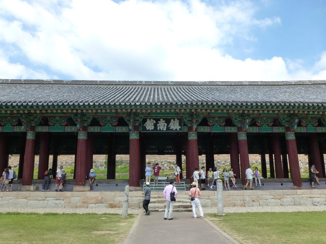 Yeosu Jinnamgwan-丽水市必去景点
