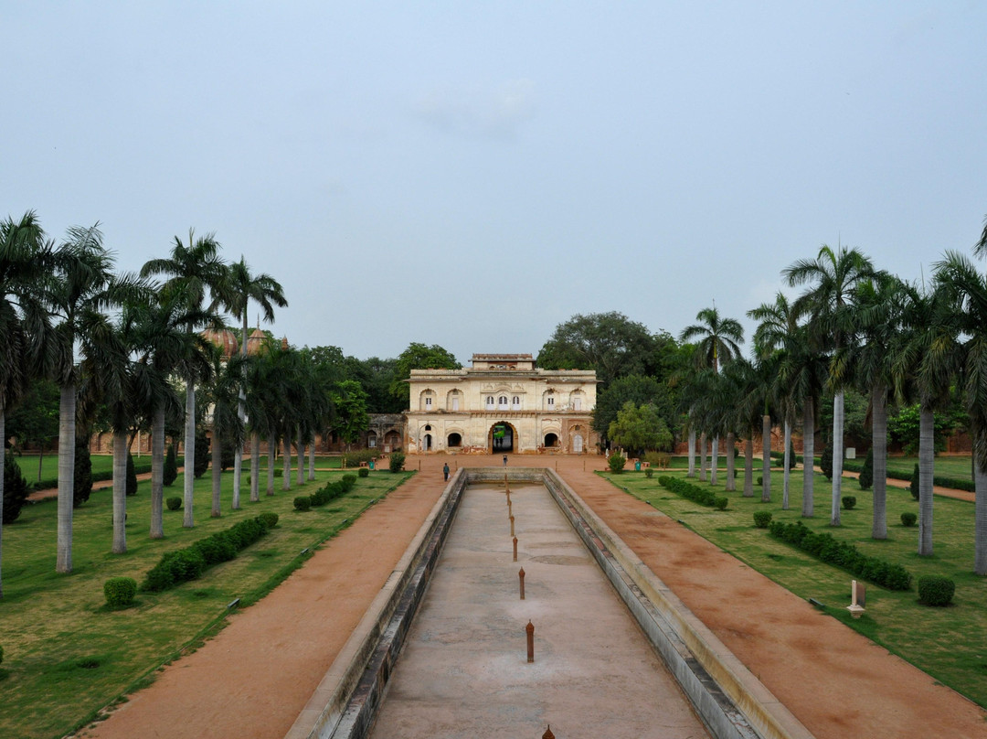 萨夫达君陵-新德里必去景点