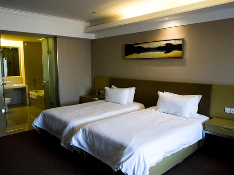 北外滩东信酒店主图