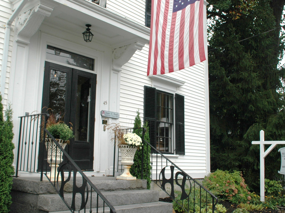 Benjamin F. Packard House Bed and Breakfast主图