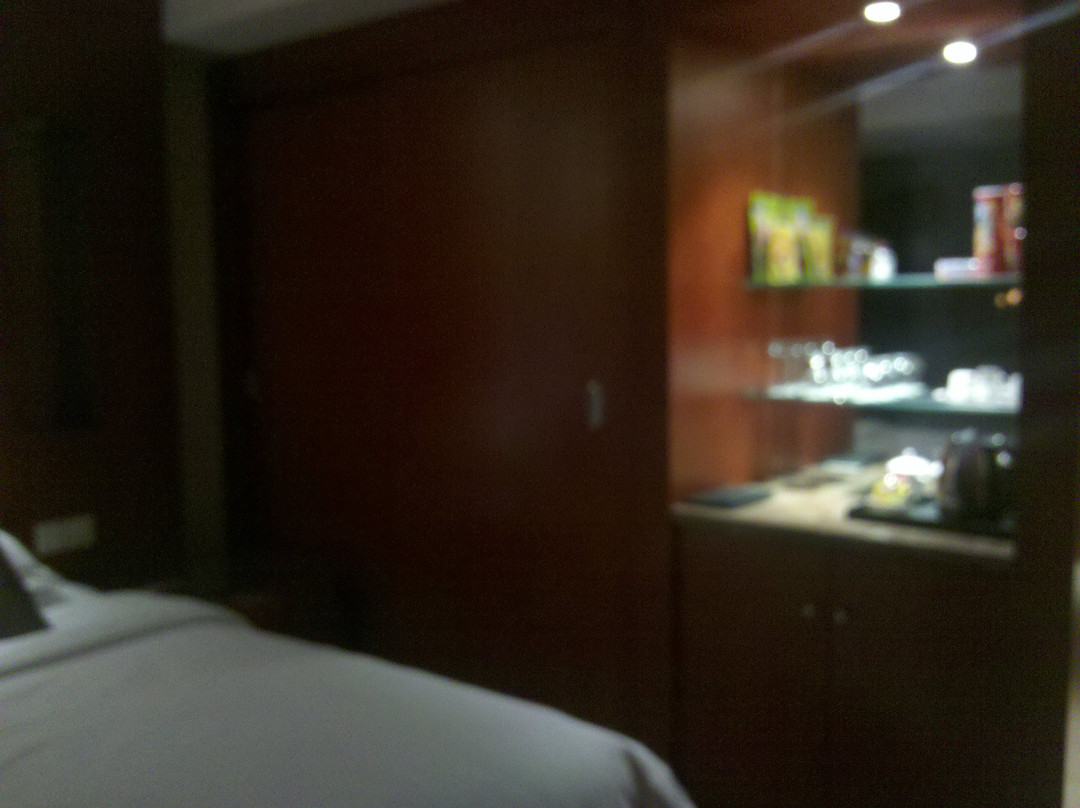 爱时特套房酒店主图