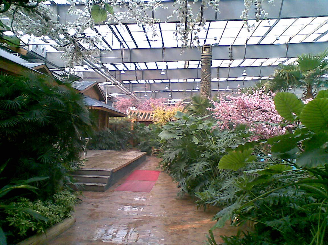 燕龙生态度假村主图