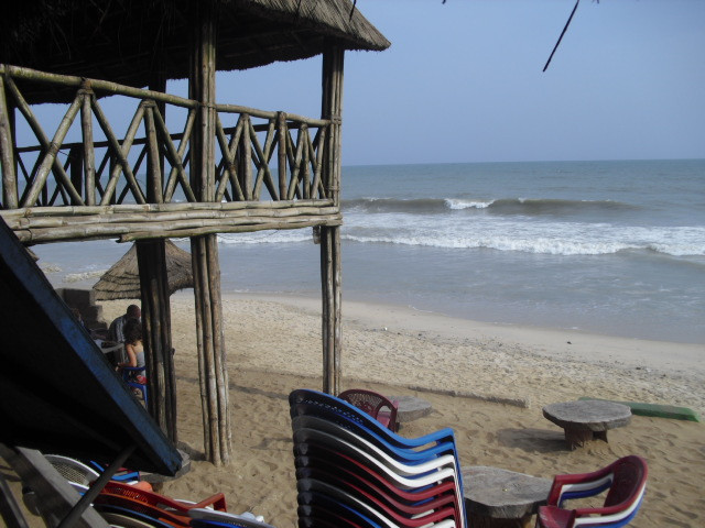 Labadi Pleasure Beach景点图片