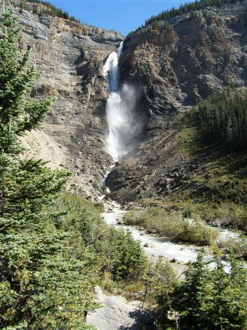 Takakkaw Falls景点图片