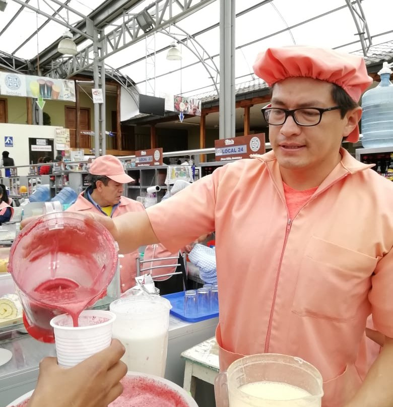 Jugos Con Bunuelos De Dona Elvita
