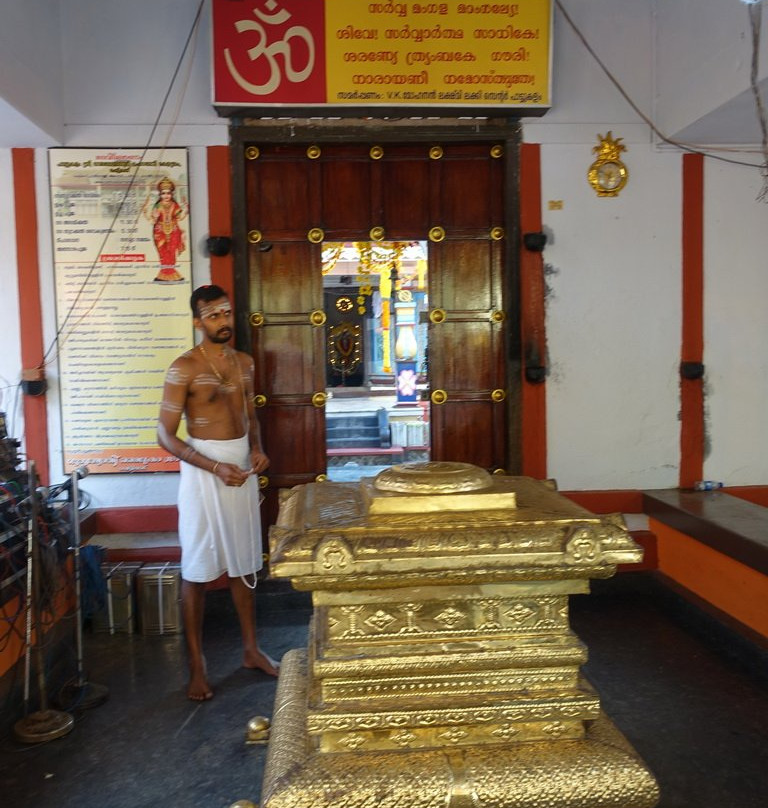 Velorvattom Mahadeva Temple-Mararikulam必去景点