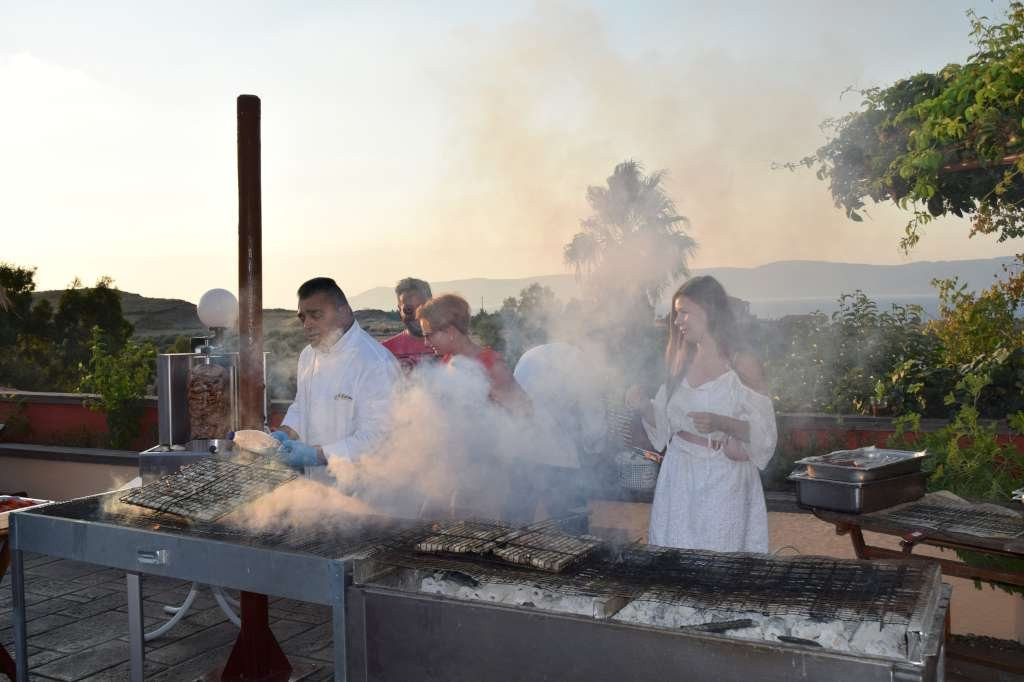 Belvedere Lesvos Aeolis Hotel主图
