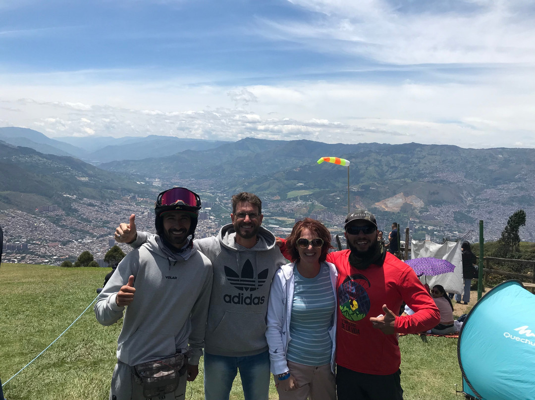 Paragliding Medellin景点图片