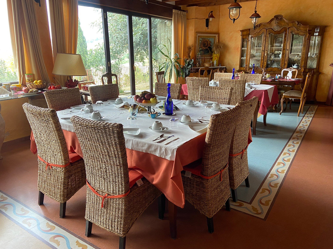 La Casa Sulla Collina D'oro主图