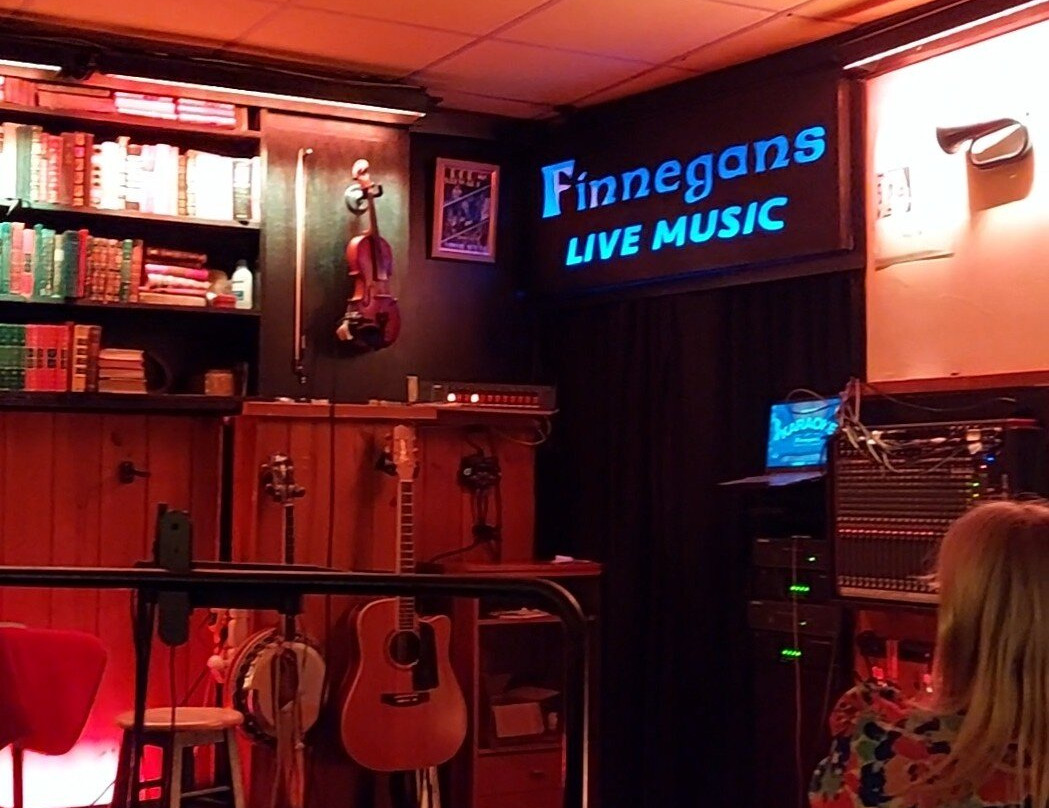 Finnegan's Live Music Irish Pub景点图片