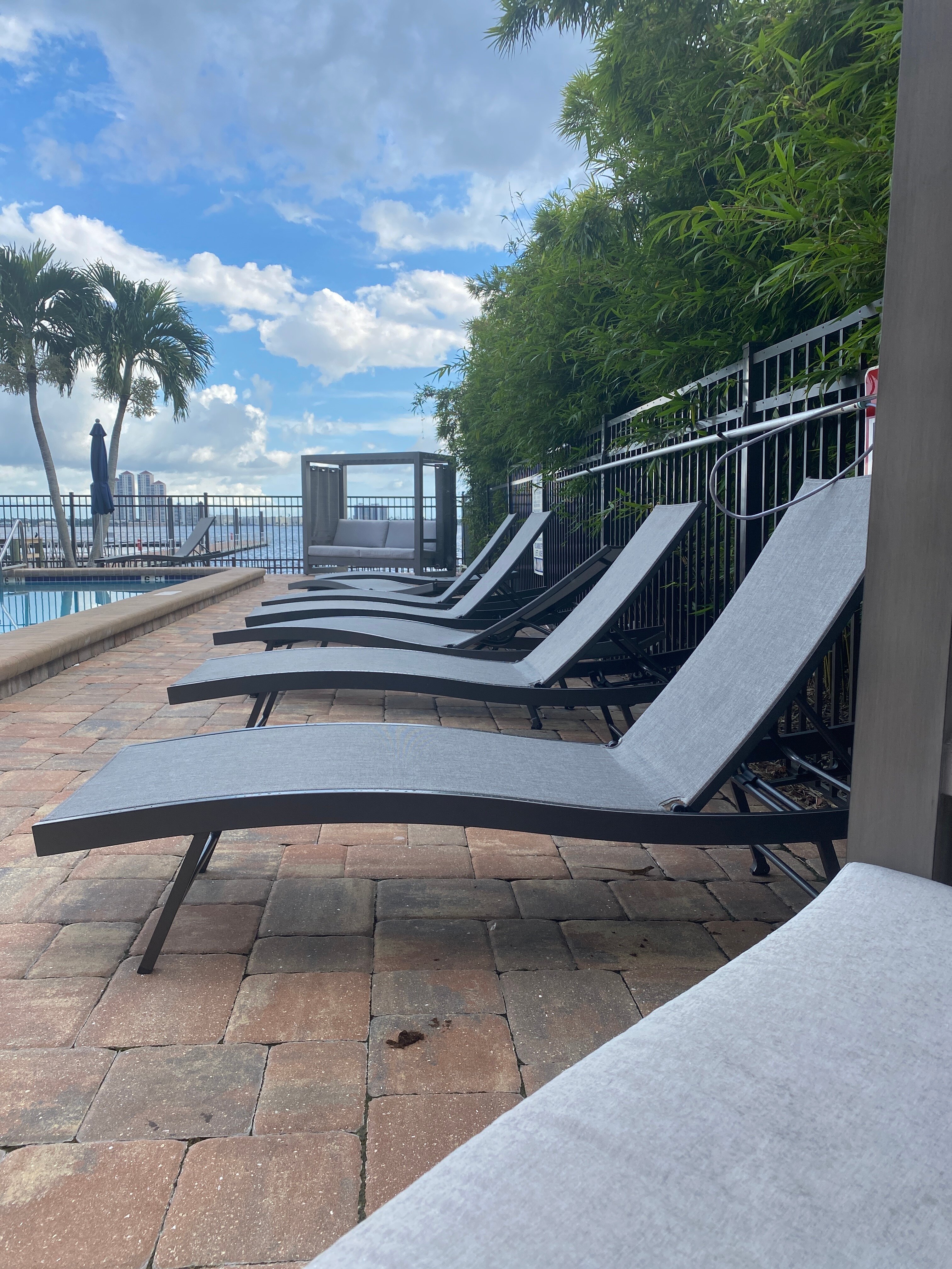 Best Western Fort Myers Waterfront-泳池