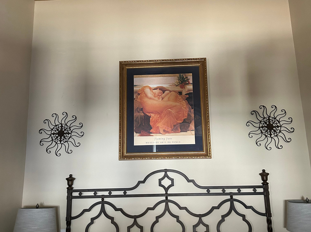 The Firehouse Inn主图