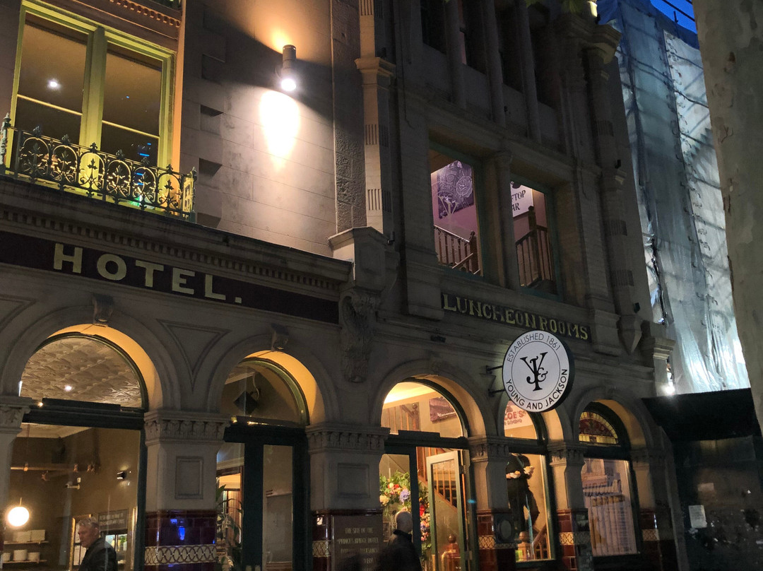 Lantern Ghost Tours-墨尔本必去景点