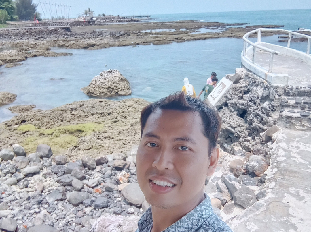 安亚冠毛鸟酒店主图