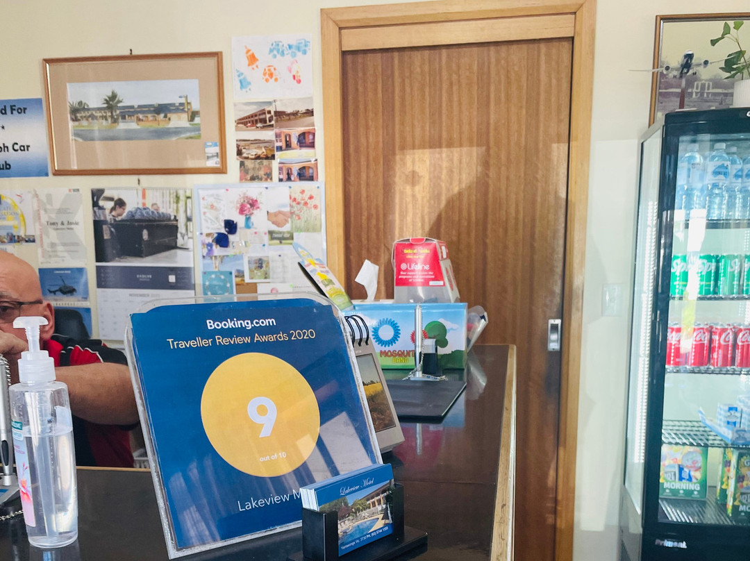 Lakeview Motel主图