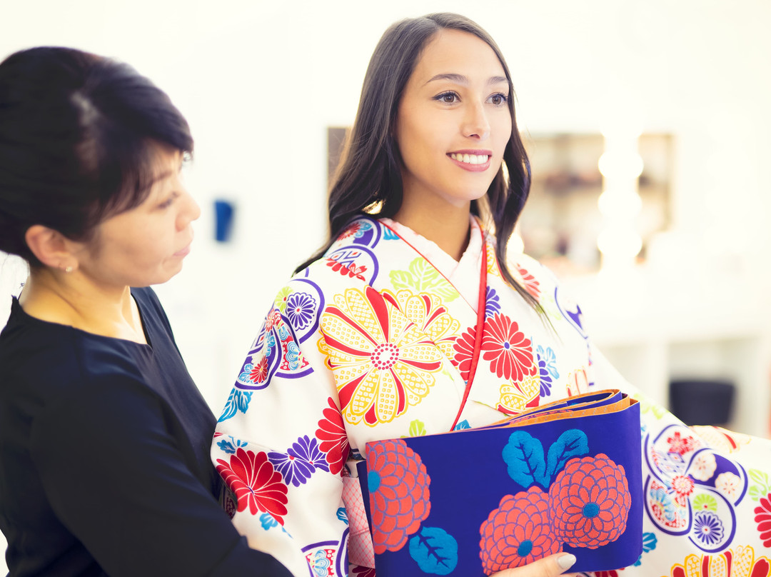 VASARA Kimono Rental KANAZAWA-EKIMAE-金泽市必去景点