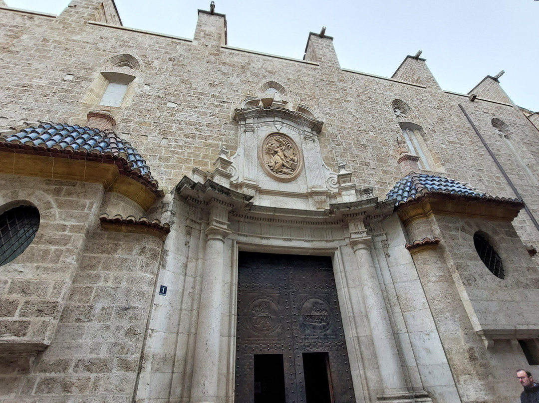 Real Parroquia San Martin Obispo y San Antonio Abad-巴伦西亚必去景点