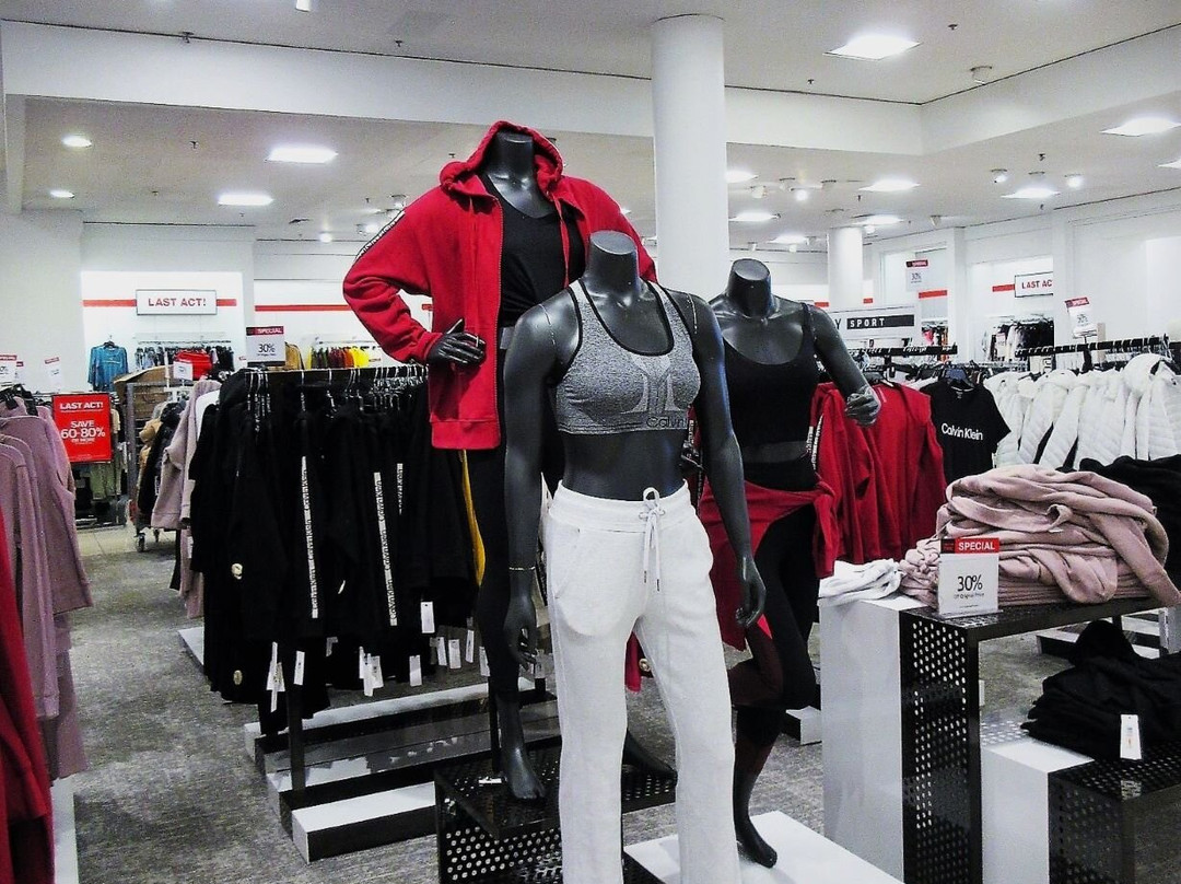 Macy's-绍姆堡必去景点