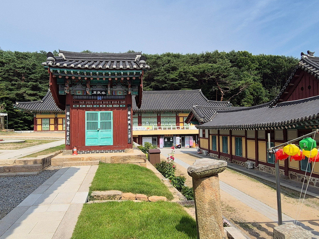 Yongjusa Temple-华城市必去景点