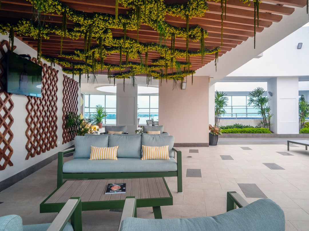 Wyndham Guayaquil Puerto Santa Ana主图