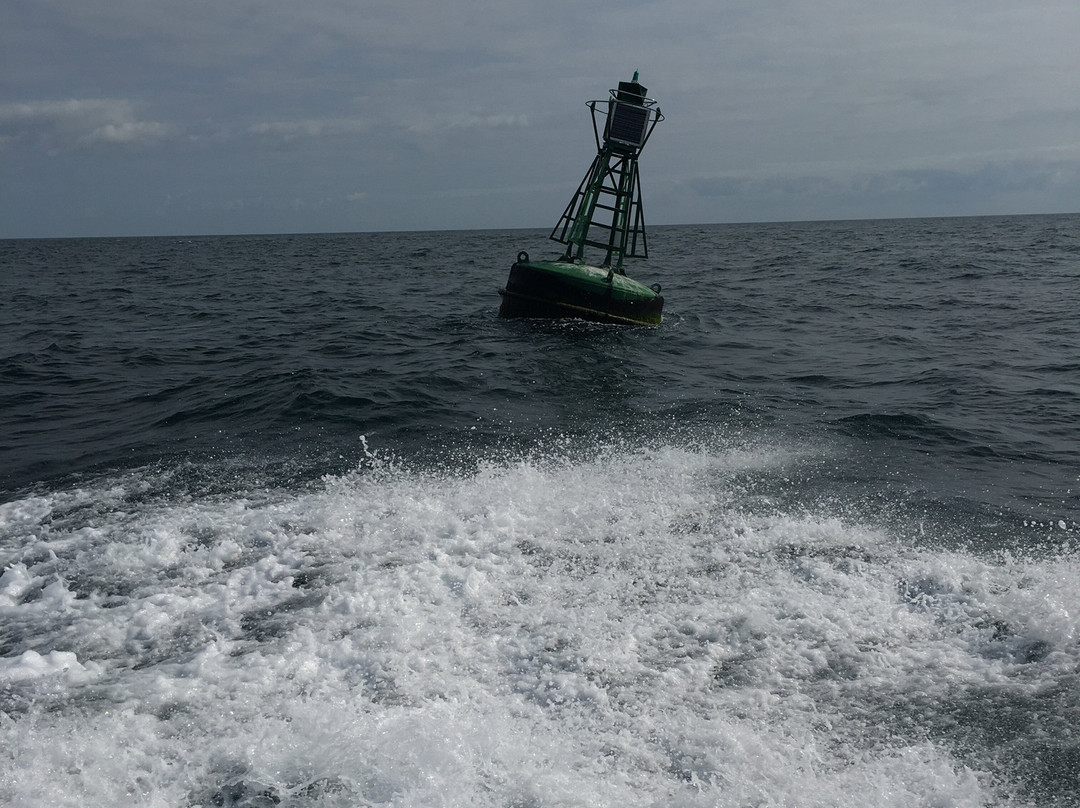Nauti Buoy Ribs-St. Helier必去景点