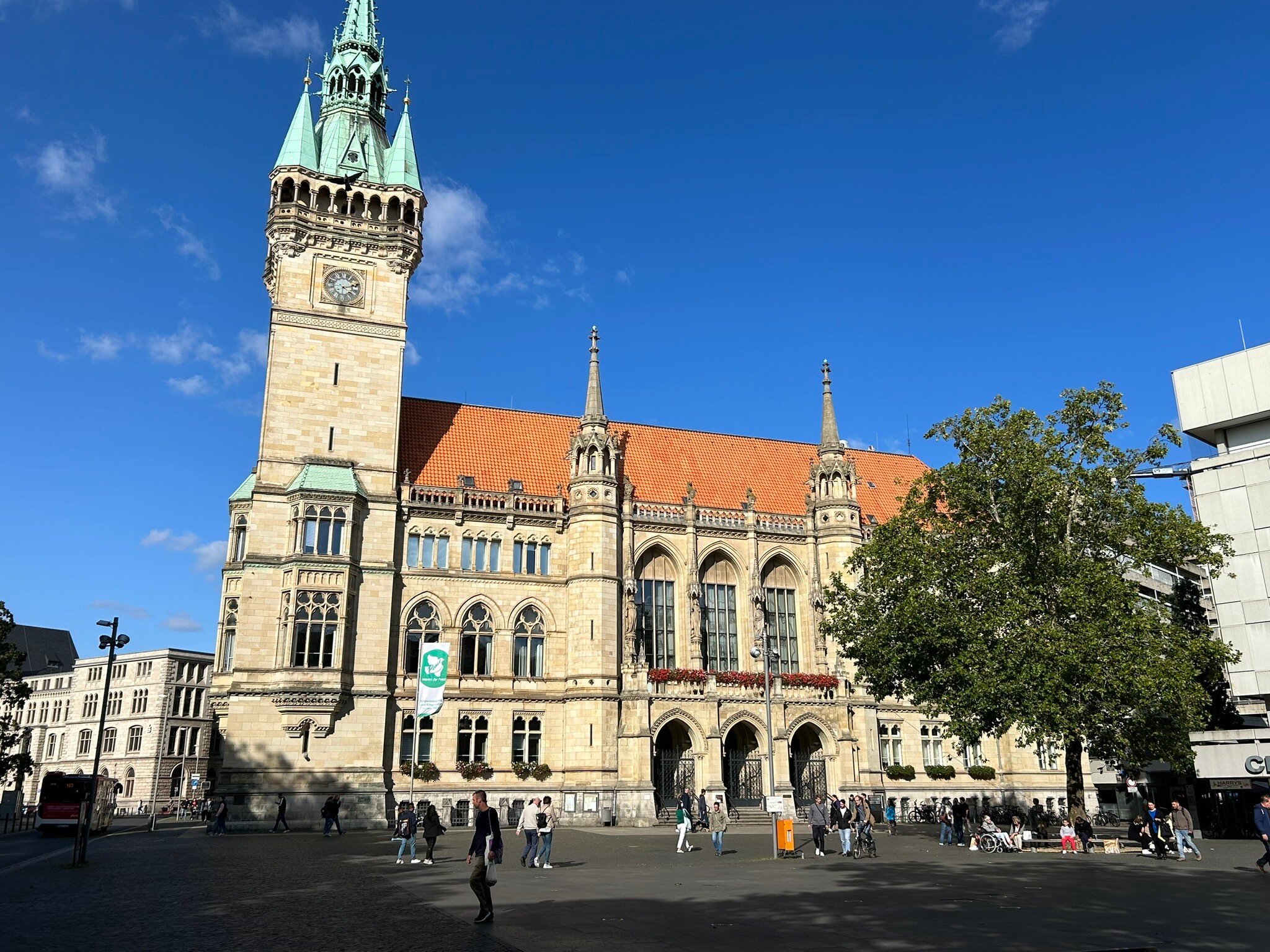 An der Stadthalle-官方