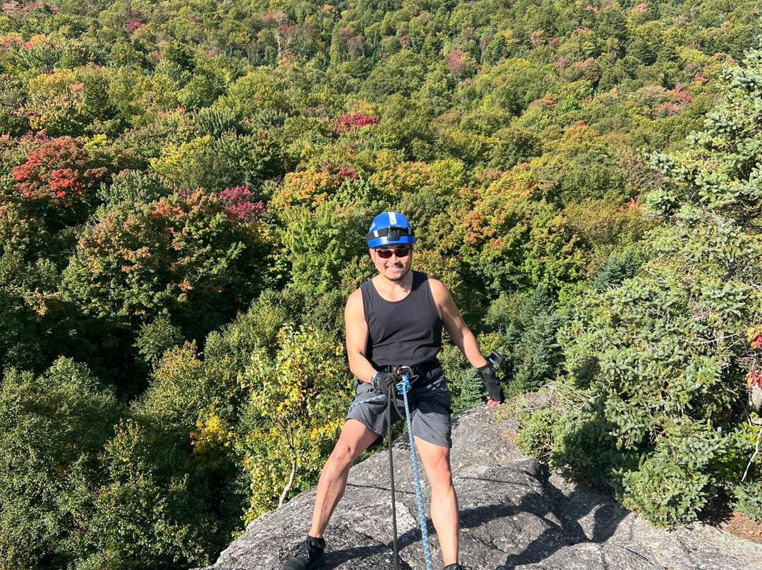 Northeast Mountaineering - Day Tours景点图片