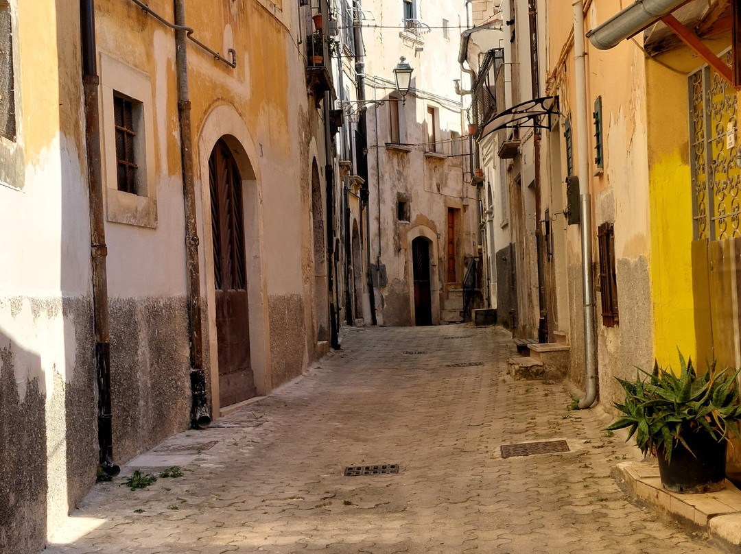 Centro storico Di Popoli-Popoli必去景点