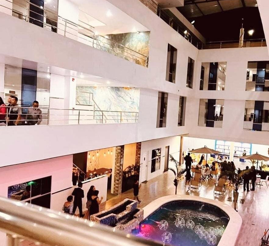 Emmanuel Grand Hotel