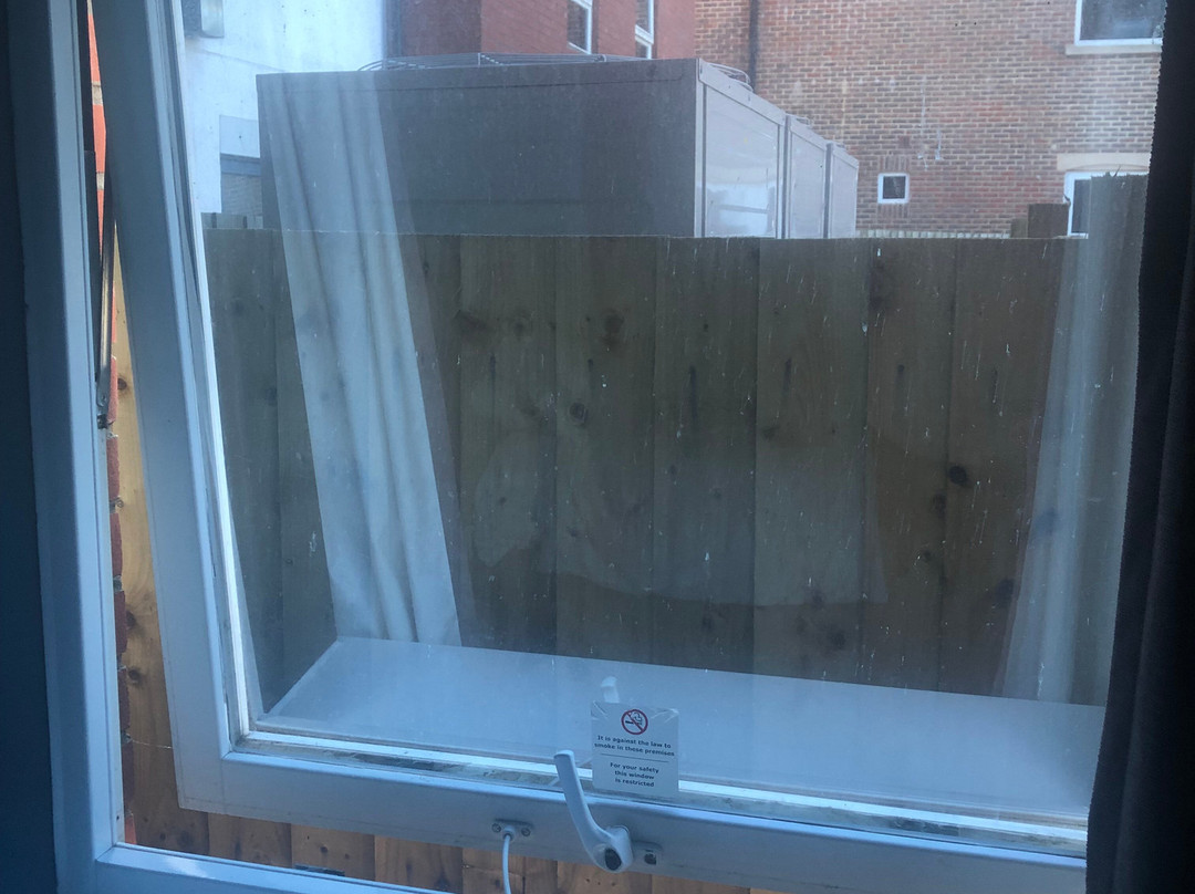Travelodge Chertsey主图