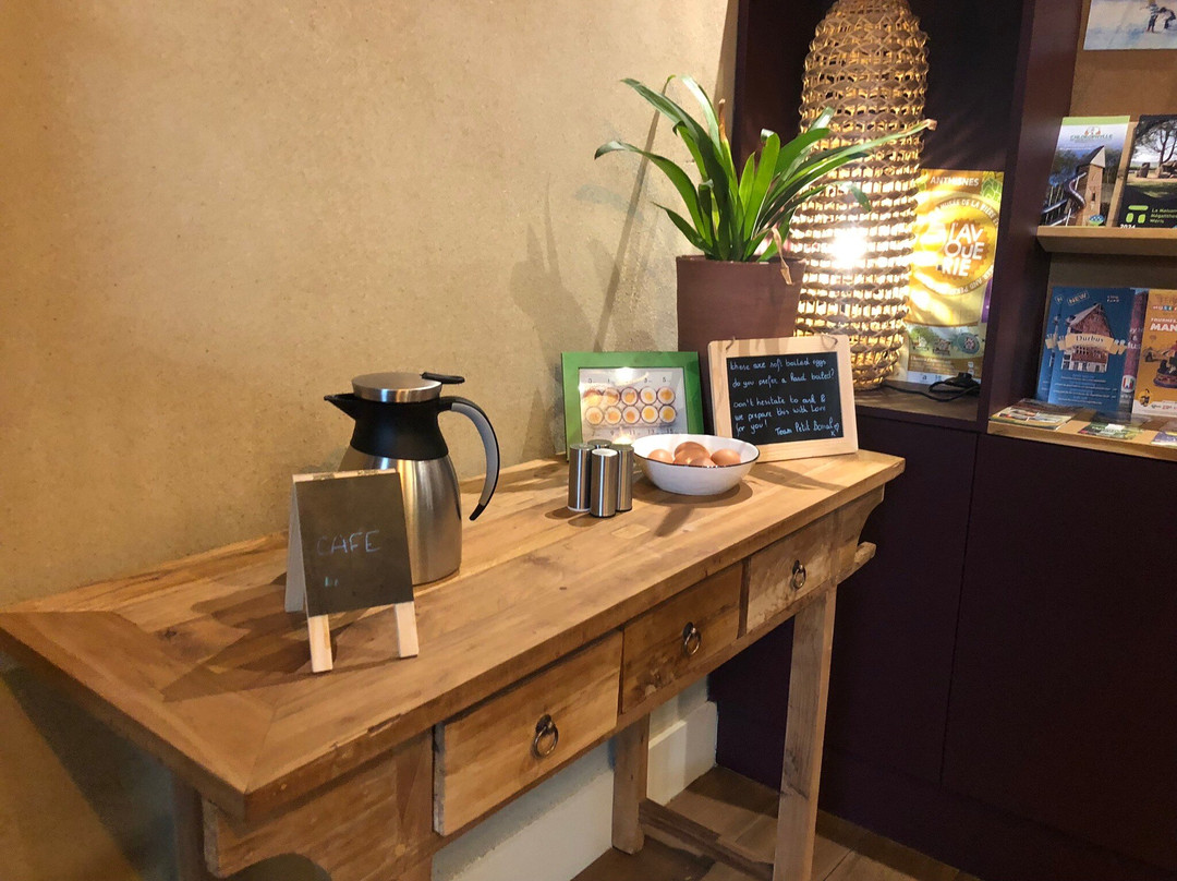 Petit Bomal Farm Suites