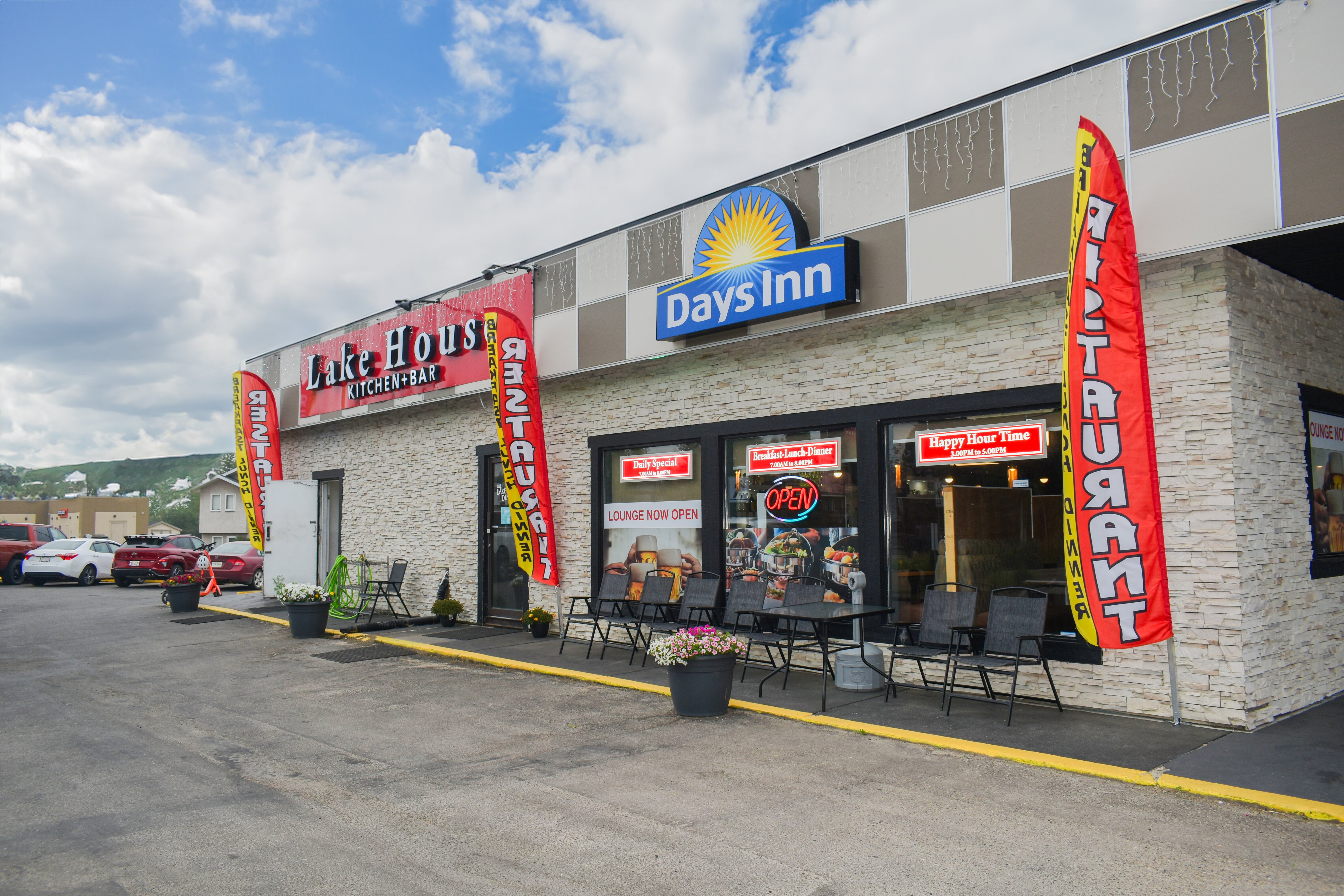 Days Inn by Wyndham Sylvan Lake-浴室