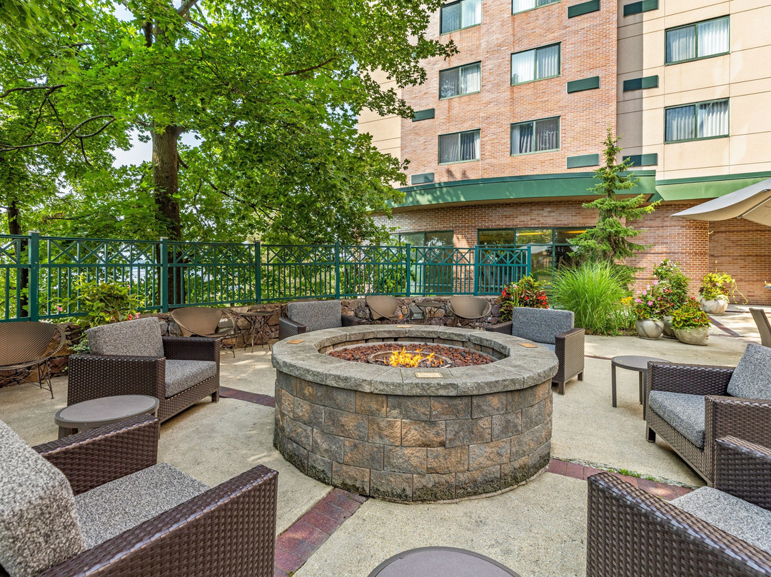 波士顿沃尔瑟姆万怡酒店主图