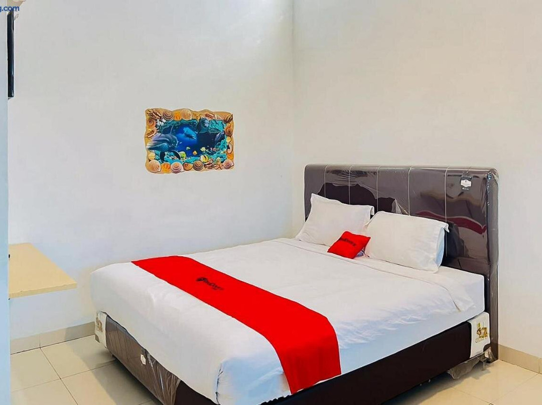 RedDoorz at Damai Guest House Kabanjahe