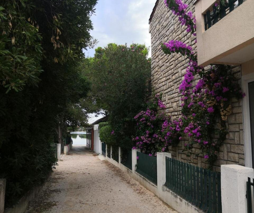 Apartments Brlečić