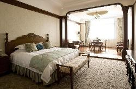 金银岛大酒店主图